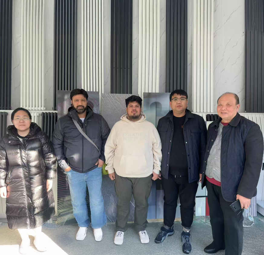 Indian clients visit Tengda Weiye factory in Tianjin